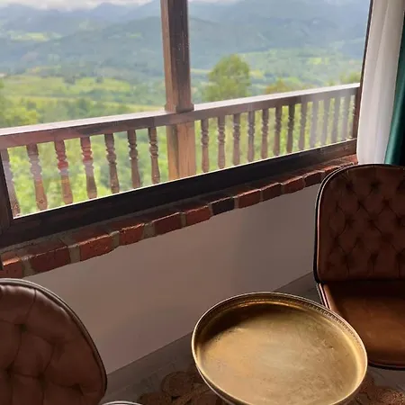 בקתה La De La Nina *