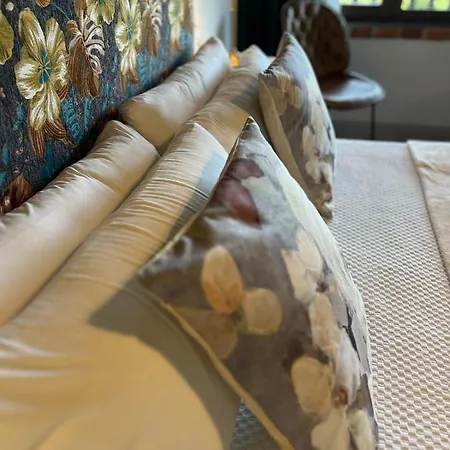 La De La Nina בקתה